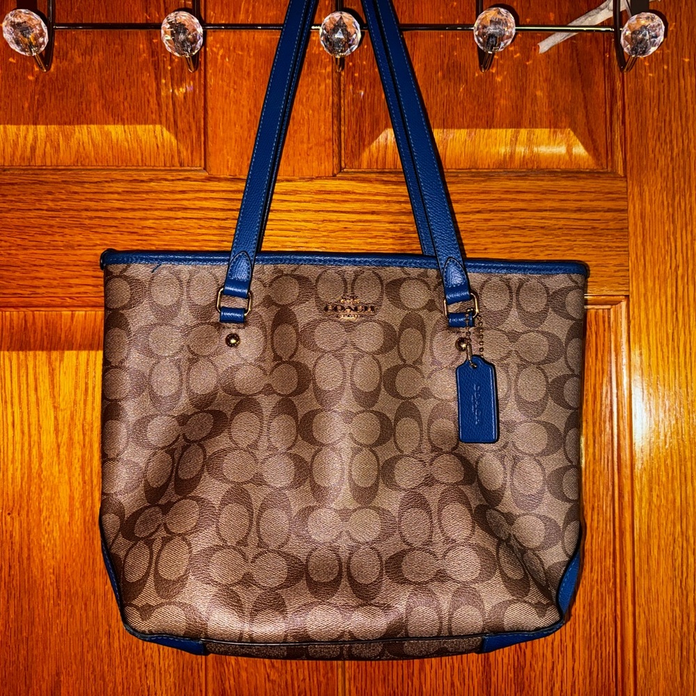 Coach purse